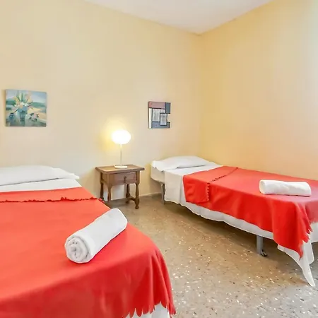 Near Playa De Americas With Wifi And Pool, Tenerife Sur Апартаменти *