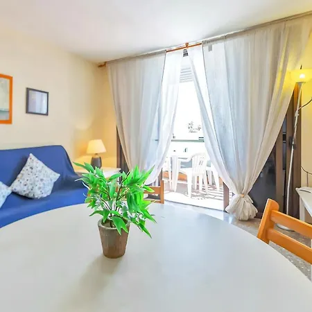Апартаменти Near Playa De Americas With Wifi And Pool, Tenerife Sur Плайя-де-лас-Амерікас