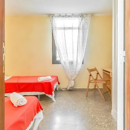 Апартаменти Near Playa De Americas With Wifi And Pool, Tenerife Sur *