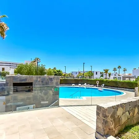 Near Playa De Americas With Wifi And Pool, Tenerife Sur Апартаменти Плайя-де-лас-Амерікас