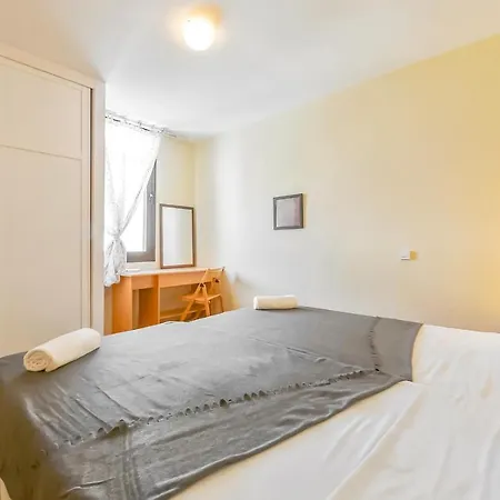 Near Playa De Americas With Wifi And Pool, Tenerife Sur Апартаменти